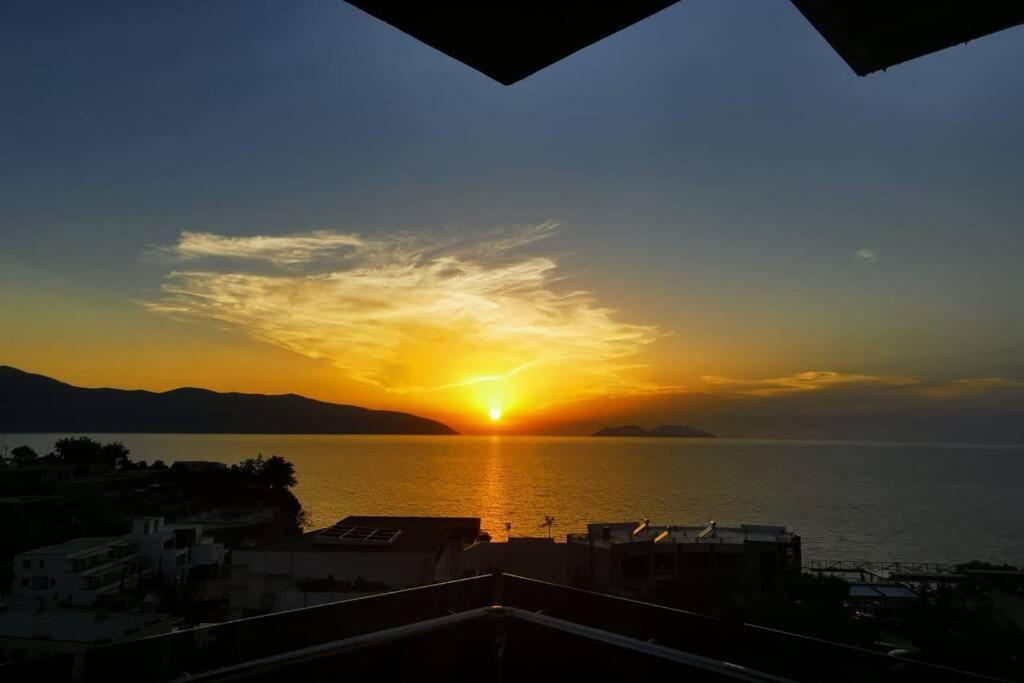 Vlorë Spectacular Seaview Apartment מראה חיצוני תמונה