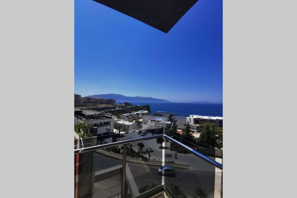 Vlorë Spectacular Seaview Apartment מראה חיצוני תמונה