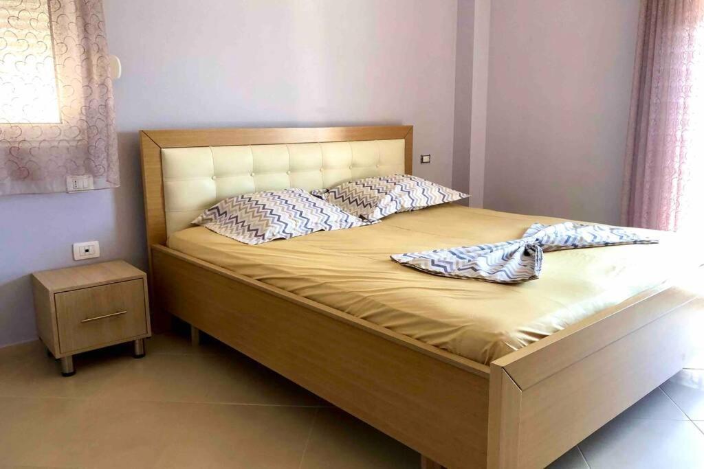 Vlorë Spectacular Seaview Apartment מראה חיצוני תמונה