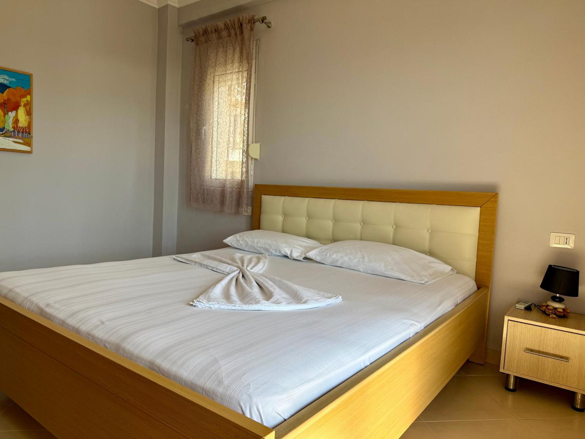 Vlorë Spectacular Seaview Apartment מראה חיצוני תמונה